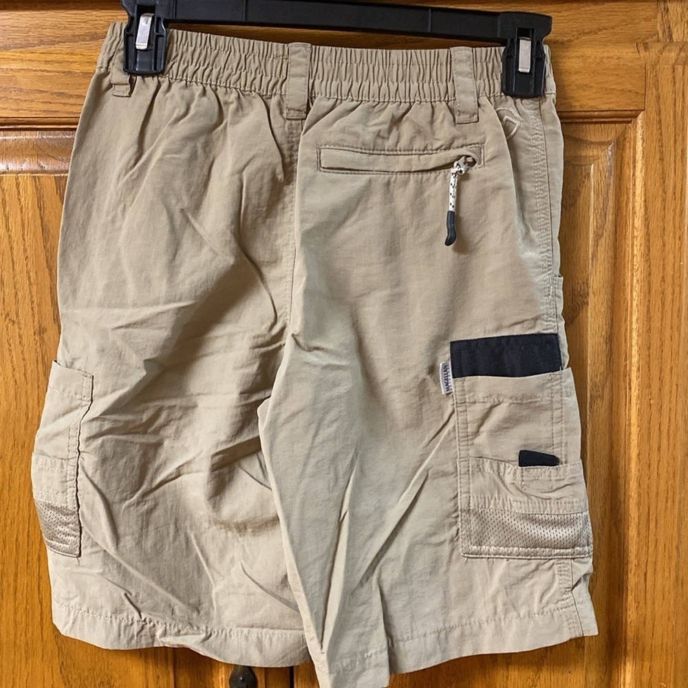 Magellan Outdoors Fish Gear Shorts Boys Medium EUC - Picture 2 of 7